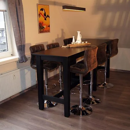 Apartment 21080